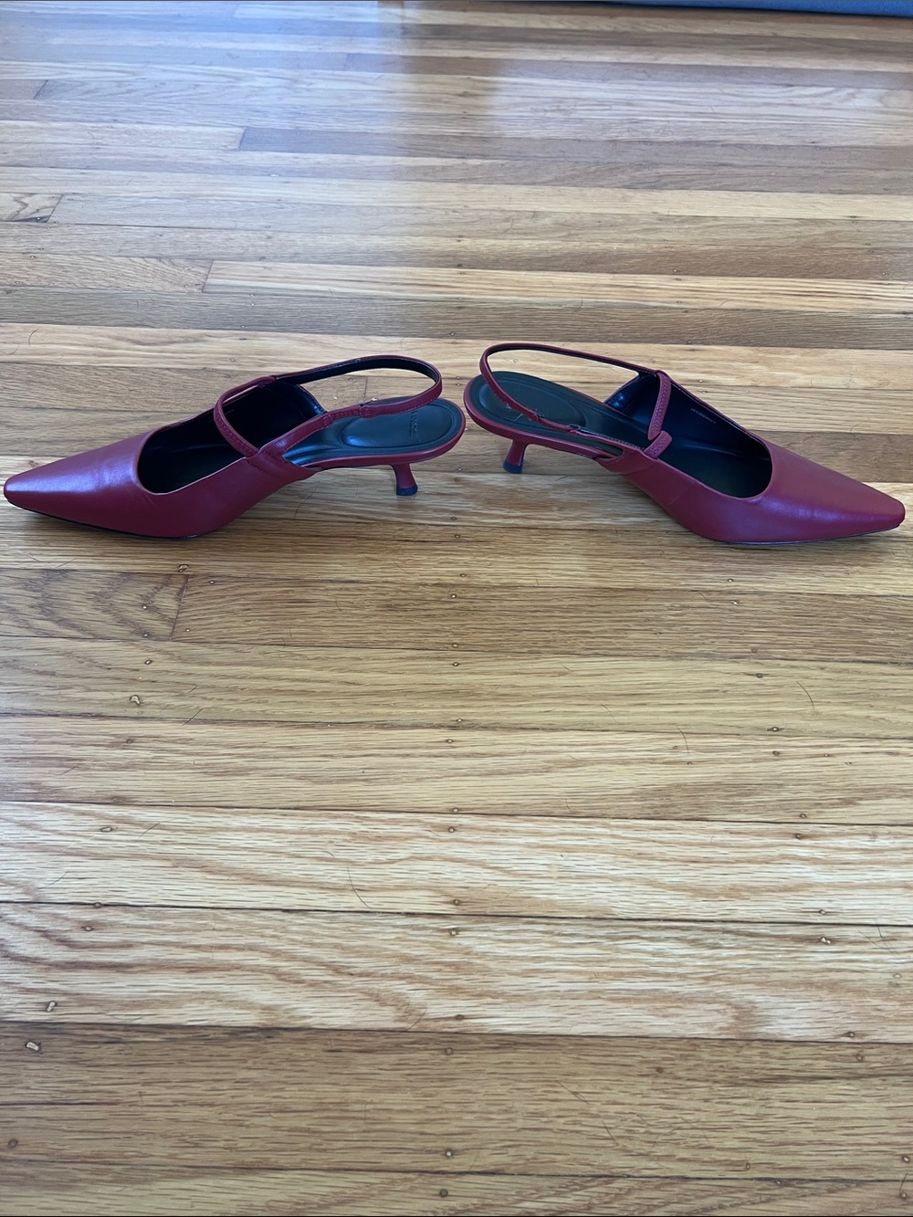 Vince Venice Kitten Heel Pumps in Crimson Red Leather - Picture 3 of 6